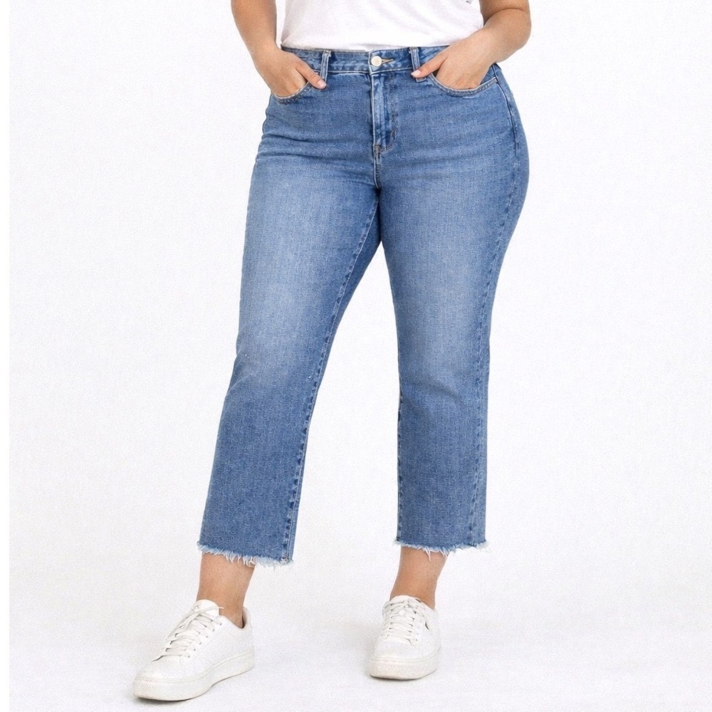 Z1 Good American Good Waist Crop Jeans Blue Distressed Raw Hem Size 28-32 PlUS